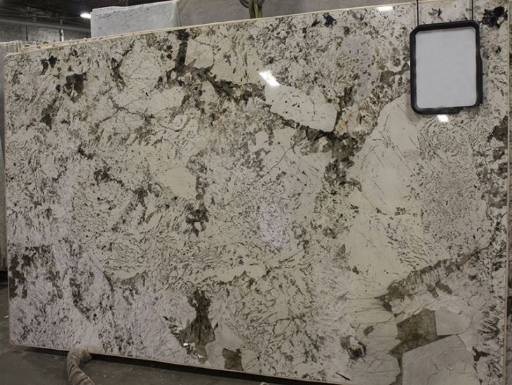 Brazil Alpine White Granite Slabs Brazil Alpine White Granite Slabs